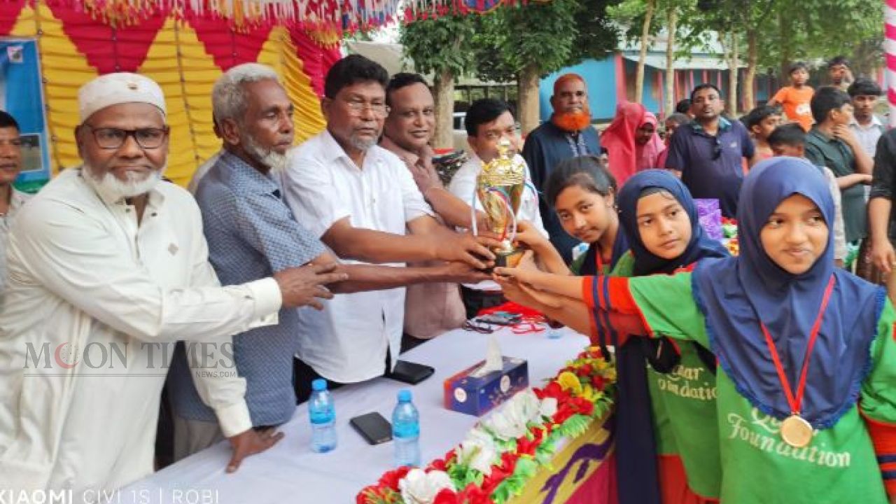ধুনটে প্রাথমিক বিদ্যালয় গোল্ডকাপ ফুটবল টুর্নামেন্টের ফাইনাল ও পুরস্কার বিতরণ