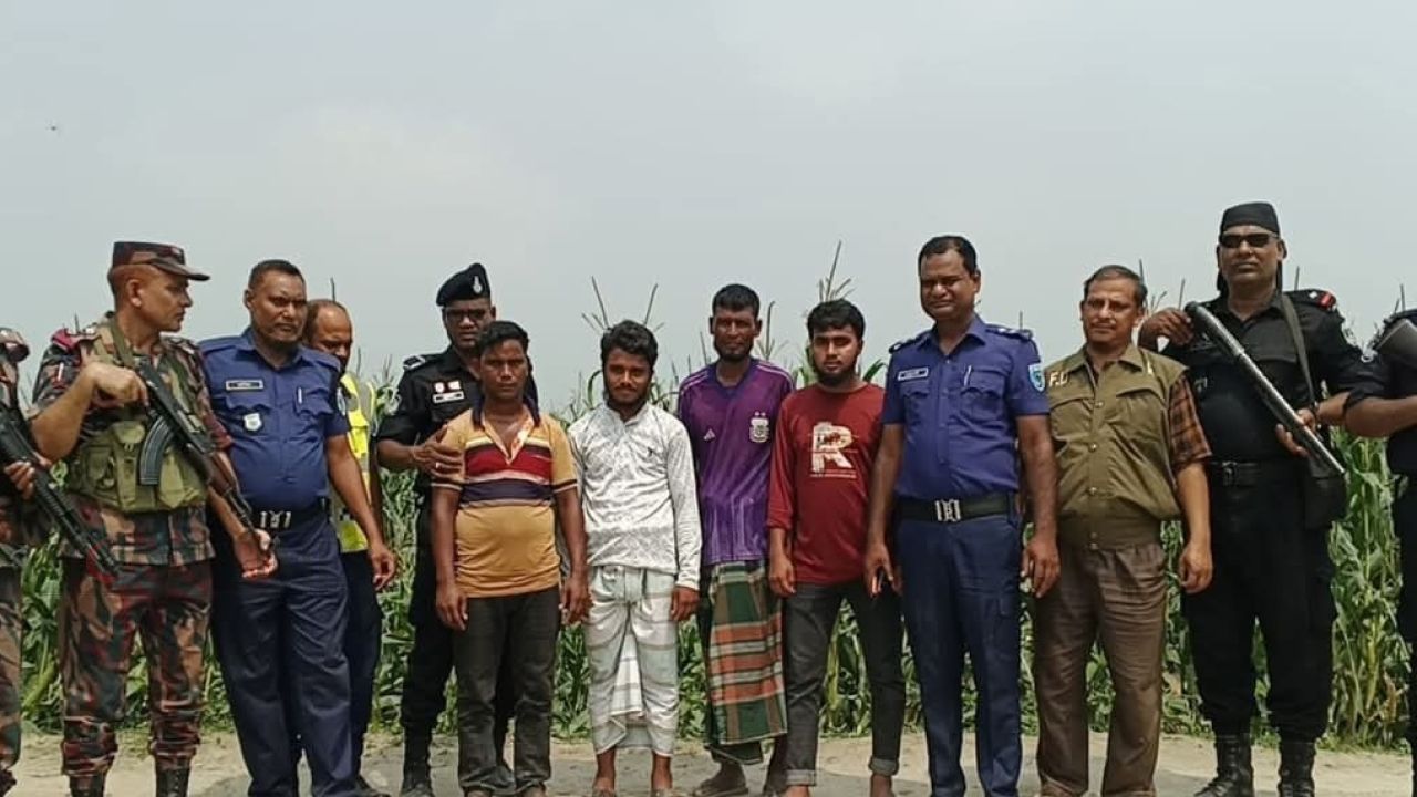 ডোমারে যৌথ অভিযানে ৪ জনের কারাদণ্ড