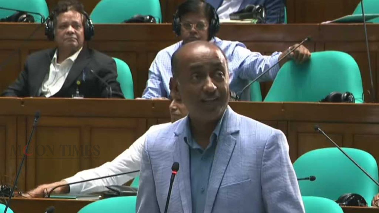 জামায়াতের অবস্থান আধা প্রেম আধা প্রতারণা: আইনমন্ত্রী